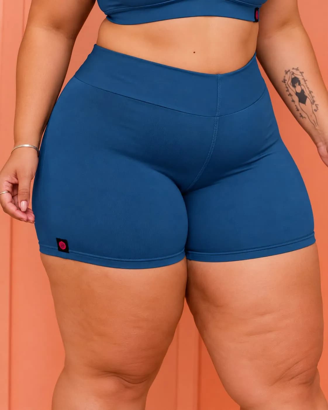 SHORT CURTO - LISO SLIM