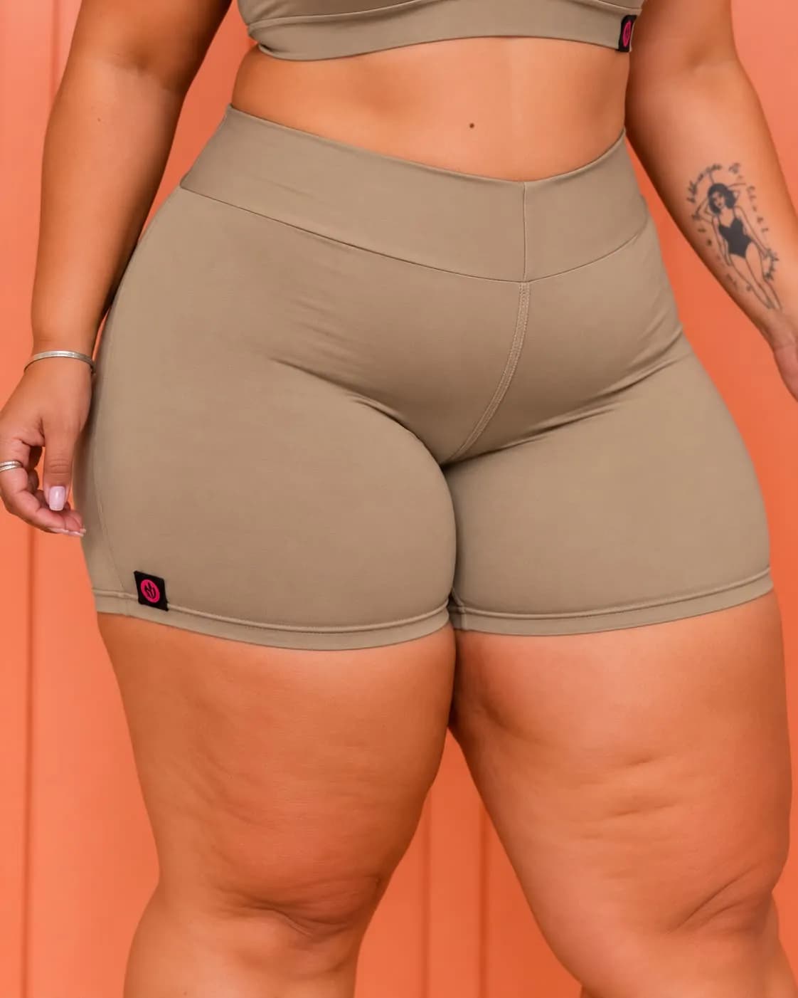 SHORT CURTO - LISO SLIM