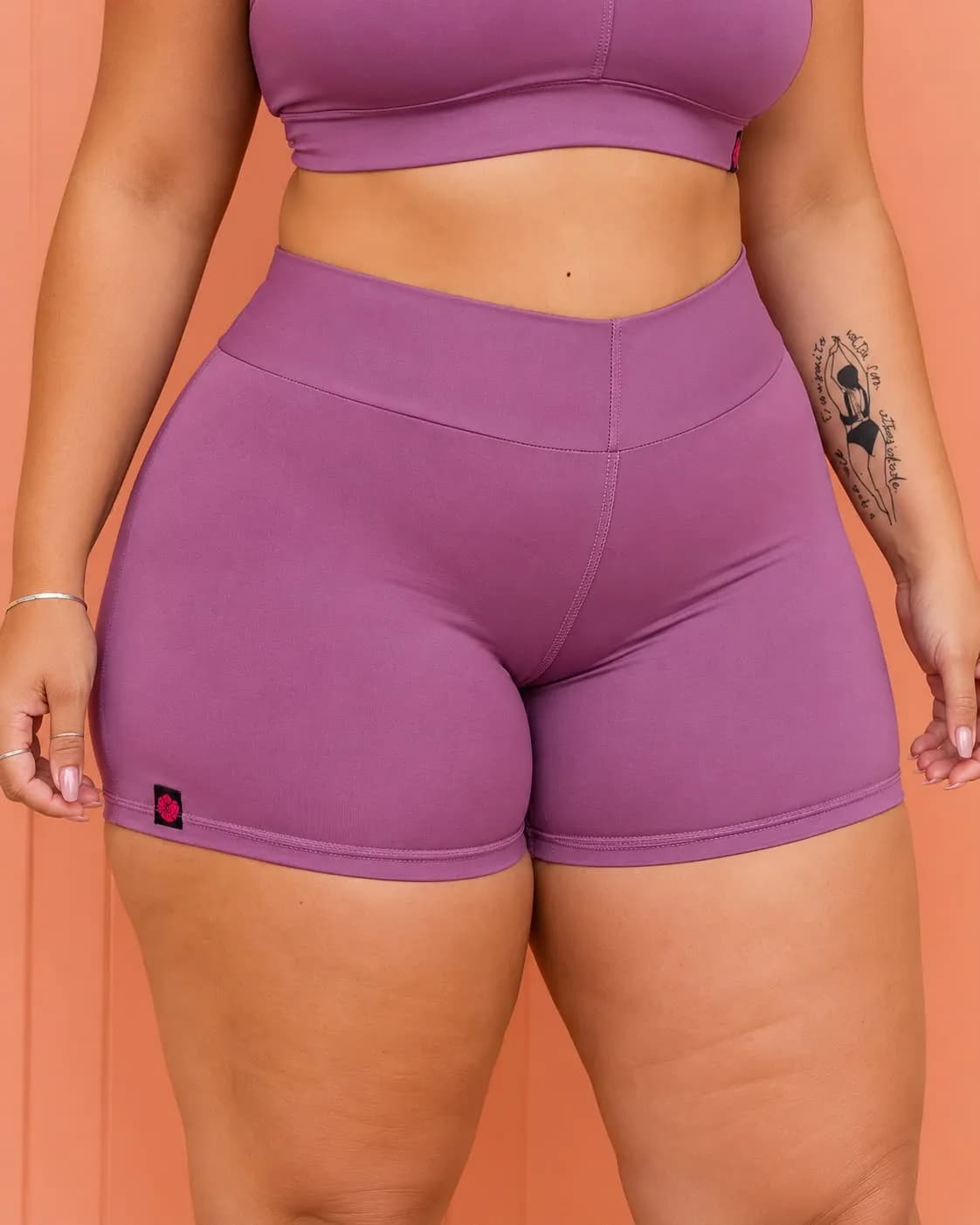 SHORT CURTO - LISO SLIM